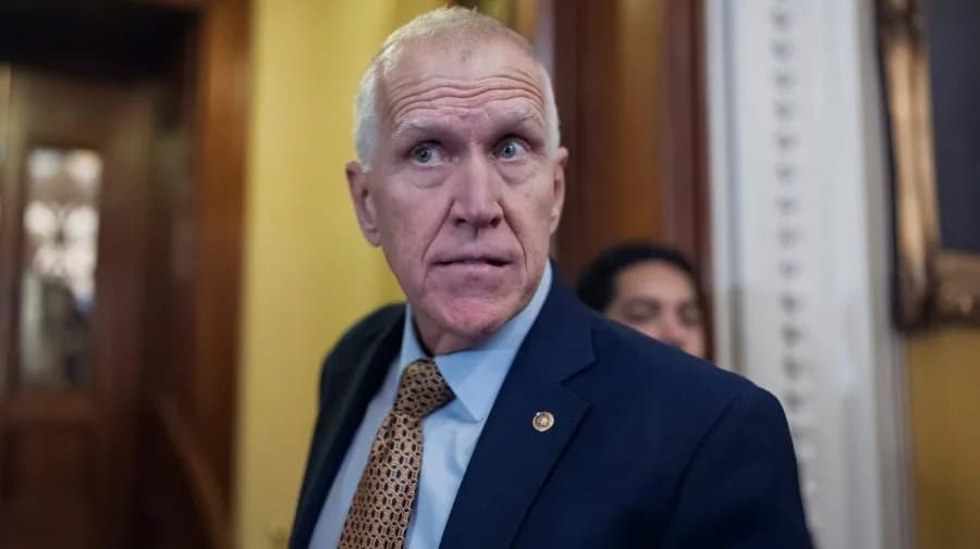 Tillis Calls Noem and Miller 'Sycophants,' Compares Them to Fictional Villains Amid Minnesota Crackdown