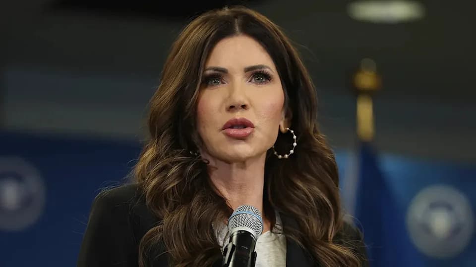 Noem Praises TSA at Miami Airport After Thousands With Alleged Terror Ties Barred