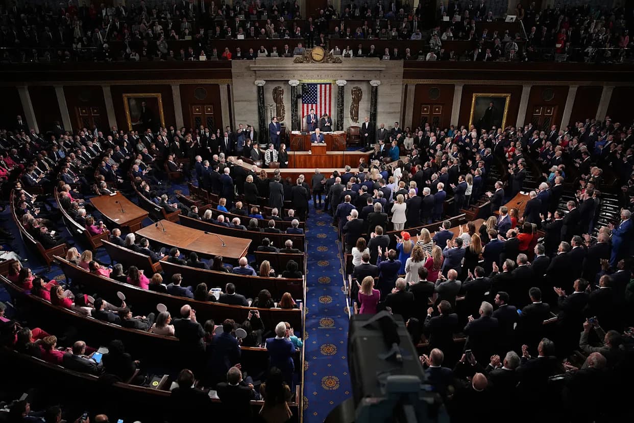 AI, Crypto Investors and Trump-Linked Super PACs Stockpile Hundreds of Millions Ahead of 2026 Midterms