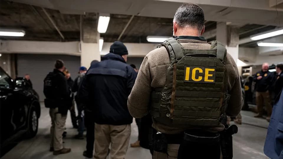 ICE Memo Broadens Criteria for Warrantless Immigration Arrests, Redefines "Likely to Escape"