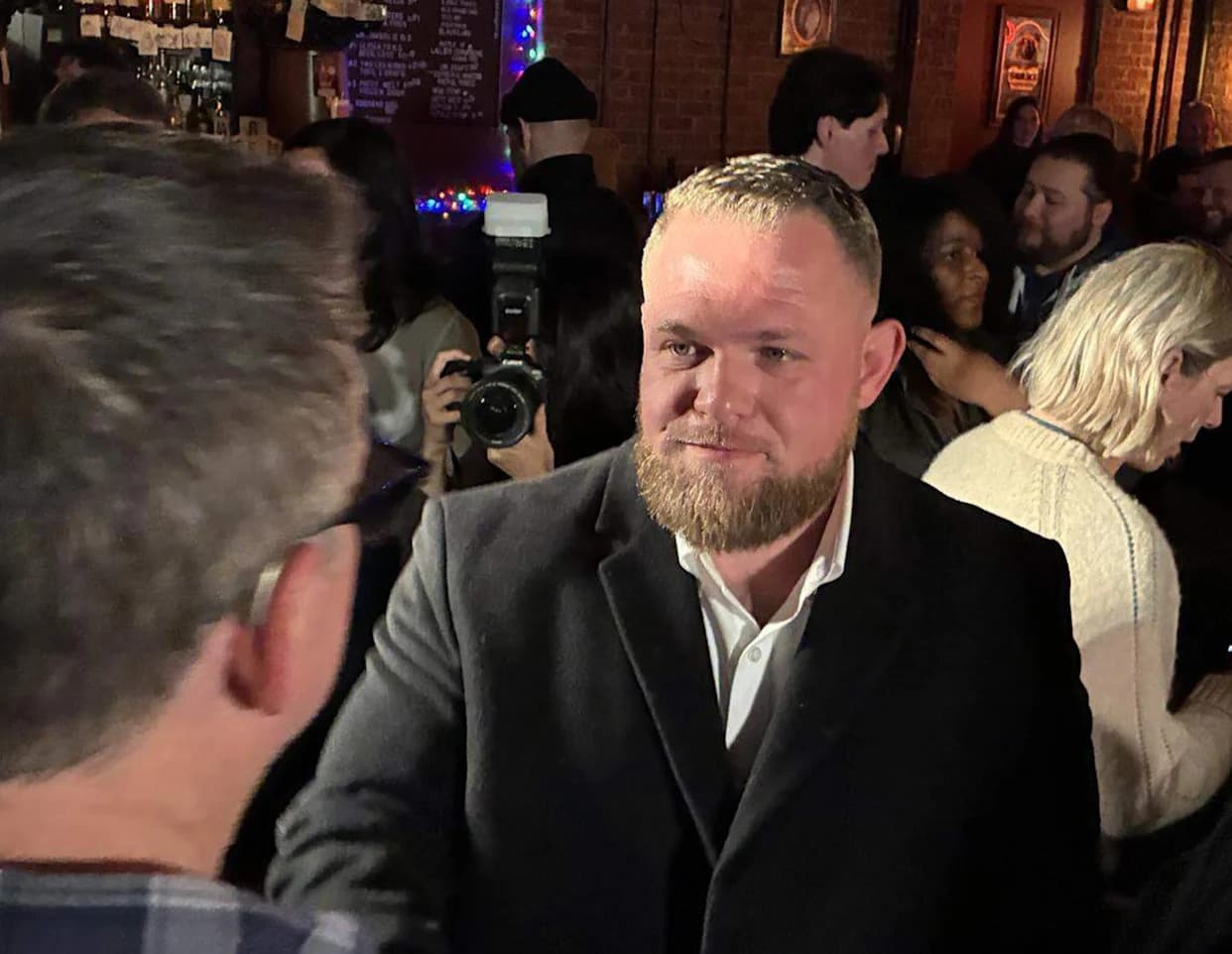 Texas Special-Election Shocks: Democrats Flip Tarrant County Seat; House GOP Majority Narrows to 218-214