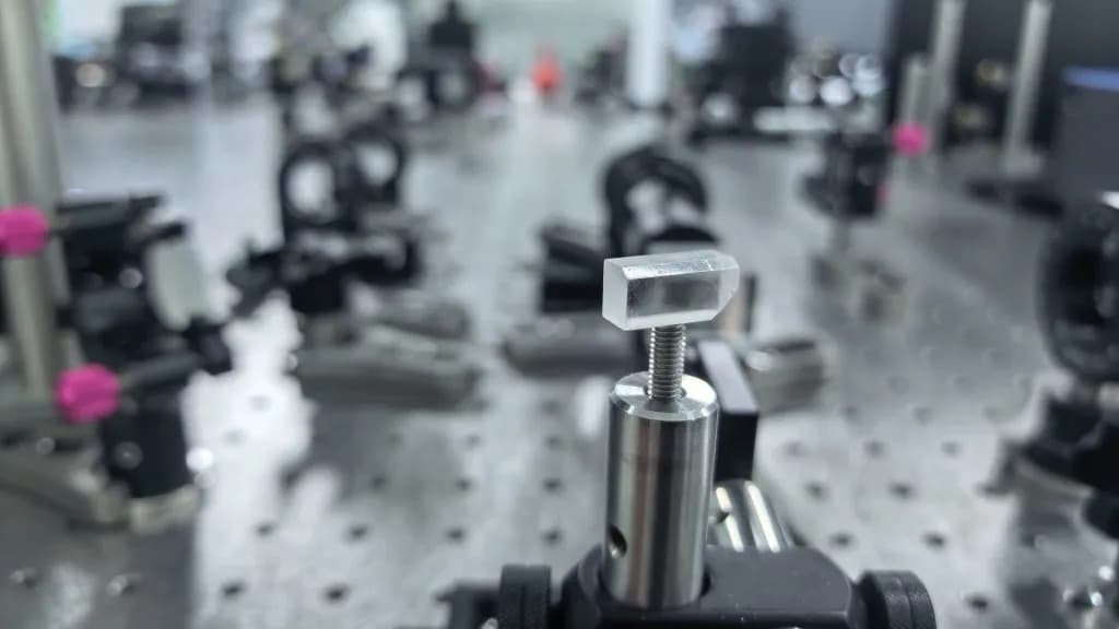 China Builds Record Solid-State VUV Laser at 158.9 nm Using New ABF Crystal