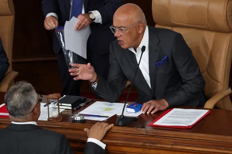 US Supervises Venezuela’s Oil Revenue as Interim Government Seeks Investment and Legitimacy