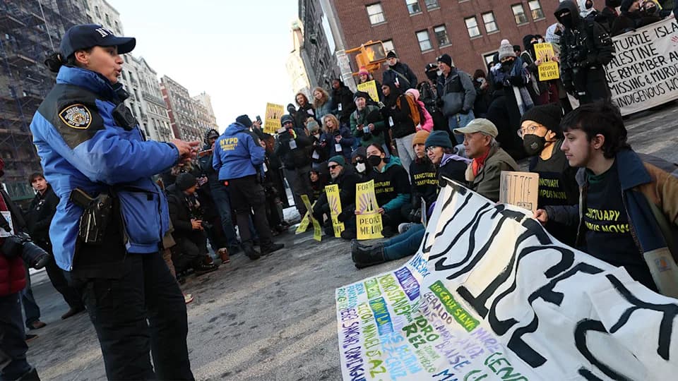 NYPD Detains 13 Anti‑ICE Protesters After Blocking Columbia University Entrance