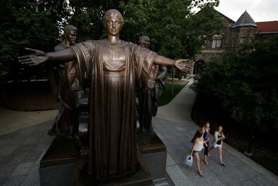 Documentary Claims Chinese Students Displace Americans at U.S. Universities, Raises Security and Admissions Concerns