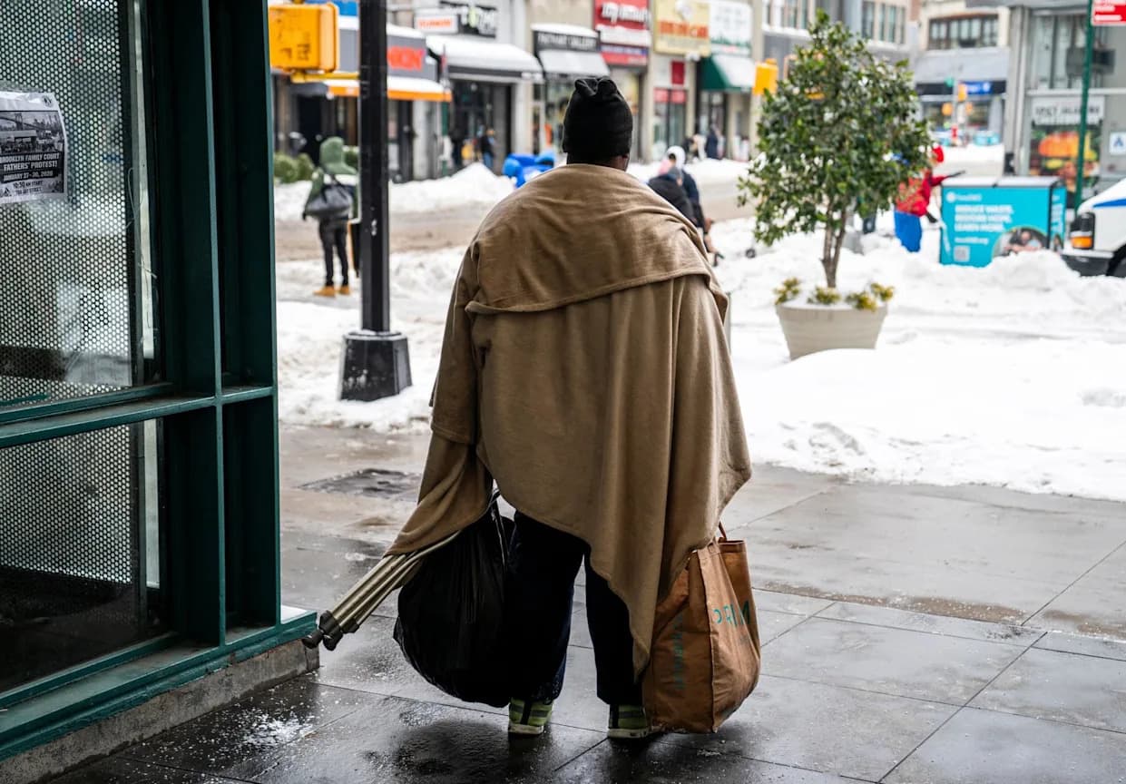 Deadly Cold Tests New York’s Response as Homeless Face Life‑or‑Death Choices