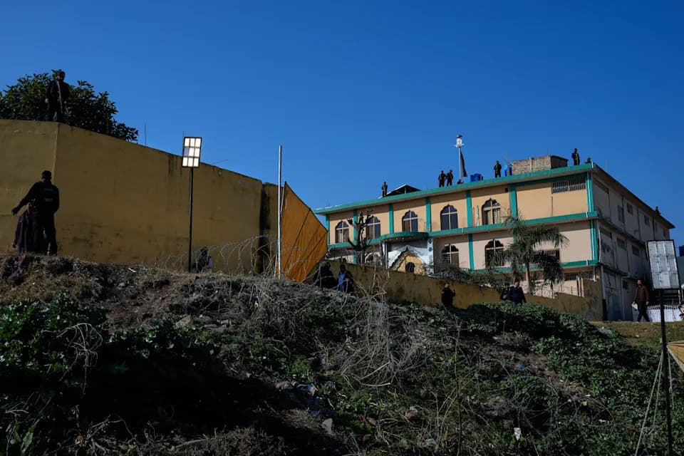 31 Killed in Suicide Bombing at Shiite Mosque Near Islamabad; Four Suspects Arrested