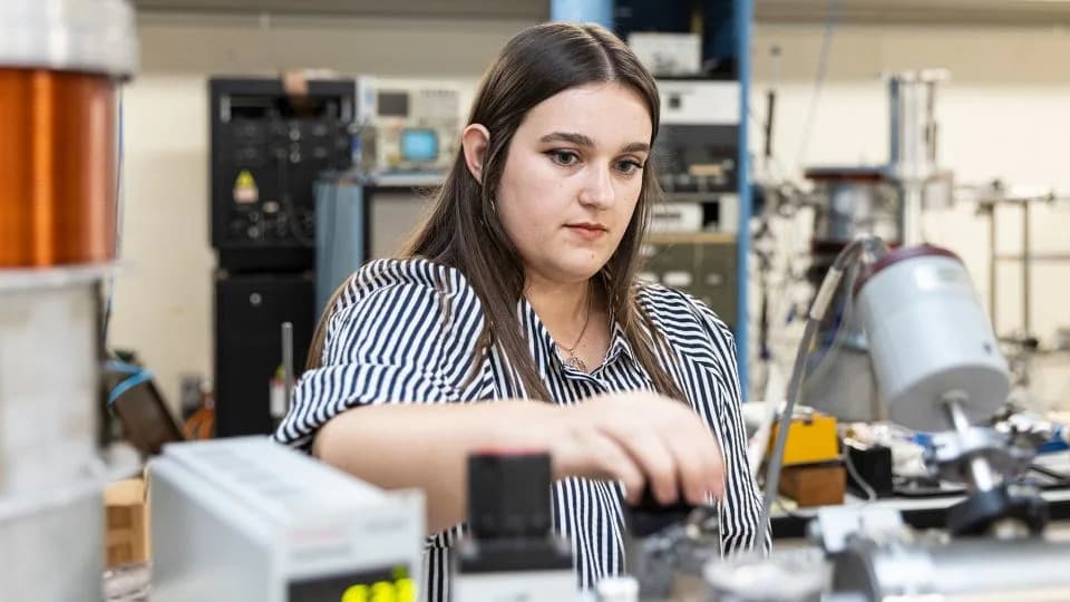 Lab-Made Cosmic Dust Sheds New Light On How Life Began