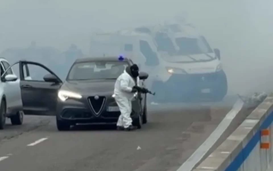 Gang Posing As Police Blow Up Armoured Cash Van On Italian Motorway