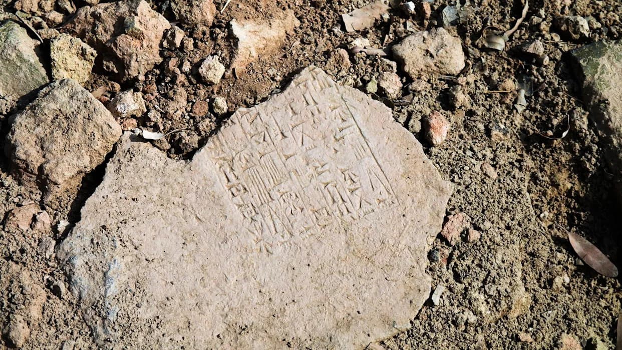 4,000-Year-Old Cuneiform Omens Decoded — One Reads, "A King Will Die"