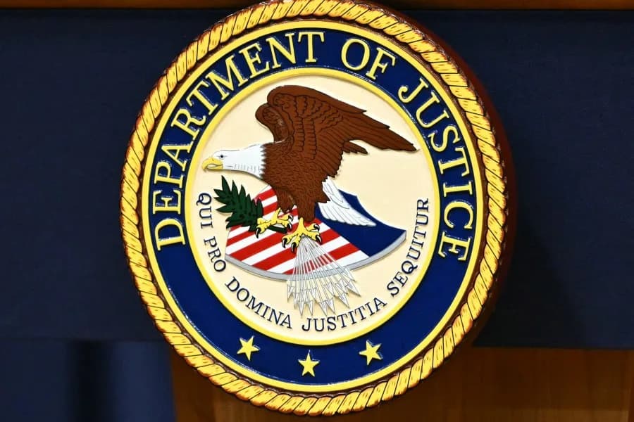 CBP Supervisor in Laredo Charged With Harboring Migrant; Alleged Romantic Relationship and Possible Family Tie