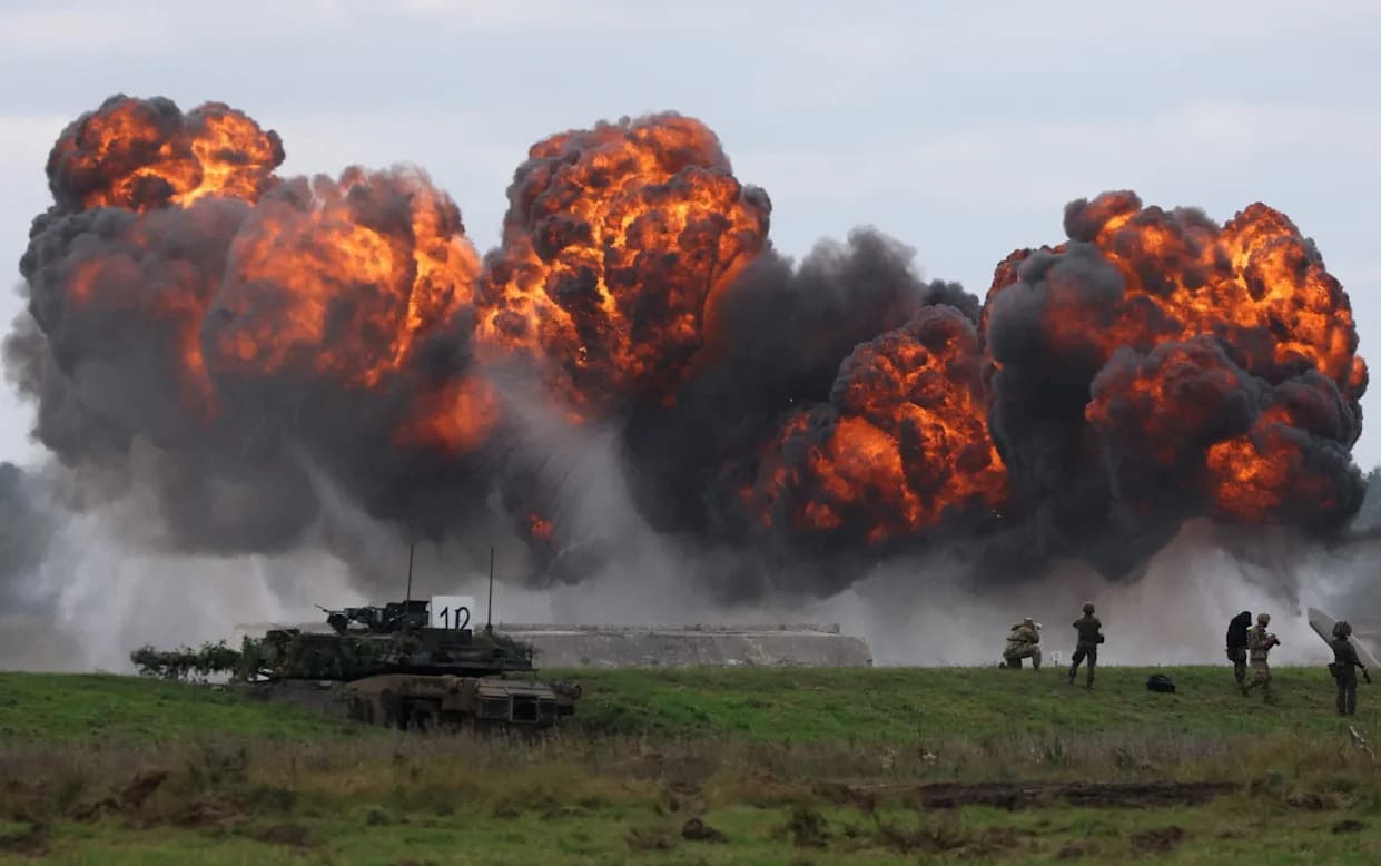 Poland Considers Nuclear Program: President Urges Start of Deterrent Effort