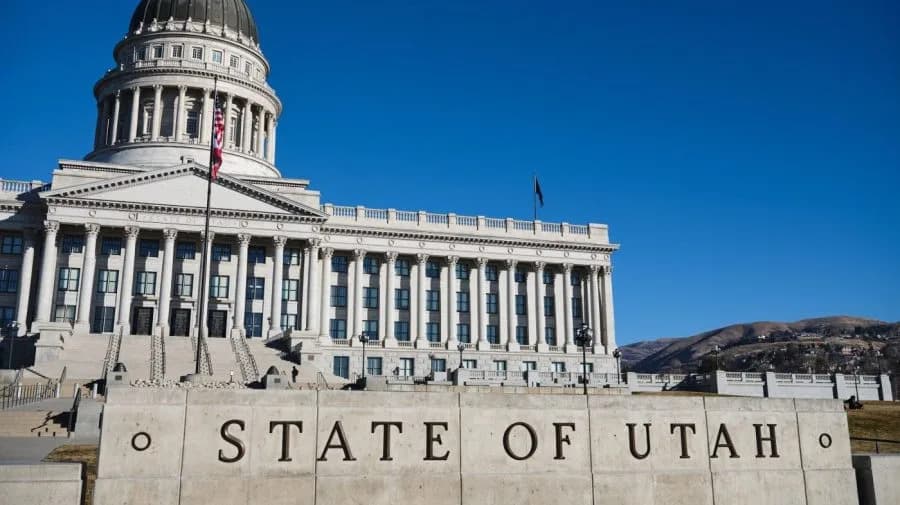Utah GOP Submits 200,000+ Signatures To Put Redistricting Repeal On November Ballot