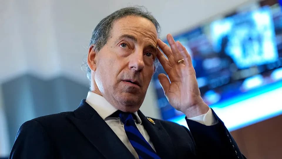 Shutdown Lets DHS Seek Reinstatement Of Seven-Day Notice, Blocking Surprise Congressional Visits To ICE Centers