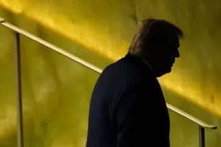 Chaos and Cash: White House Pardon Process Faces 'Pardon‑Shopping' Allegations