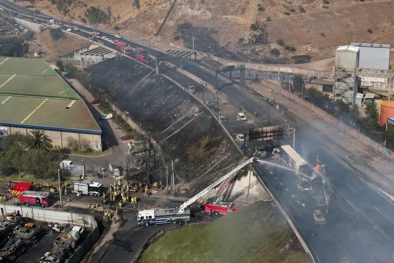 Liquid Gas Truck Overturns and Explodes in Santiago, Killing Four and Injuring 17