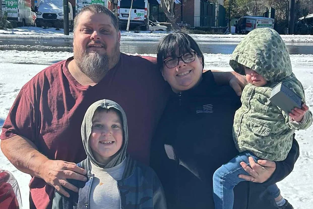 Six Members Of Florida Family, Including Four Children, Killed In House Fire; Community Rallies To Help