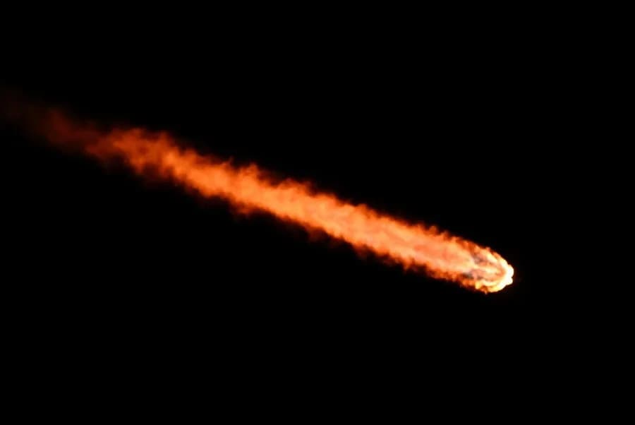 Study: Repeated Rocket Re-entries May Pollute the Upper Atmosphere — 10× Spike in Lithium Detected