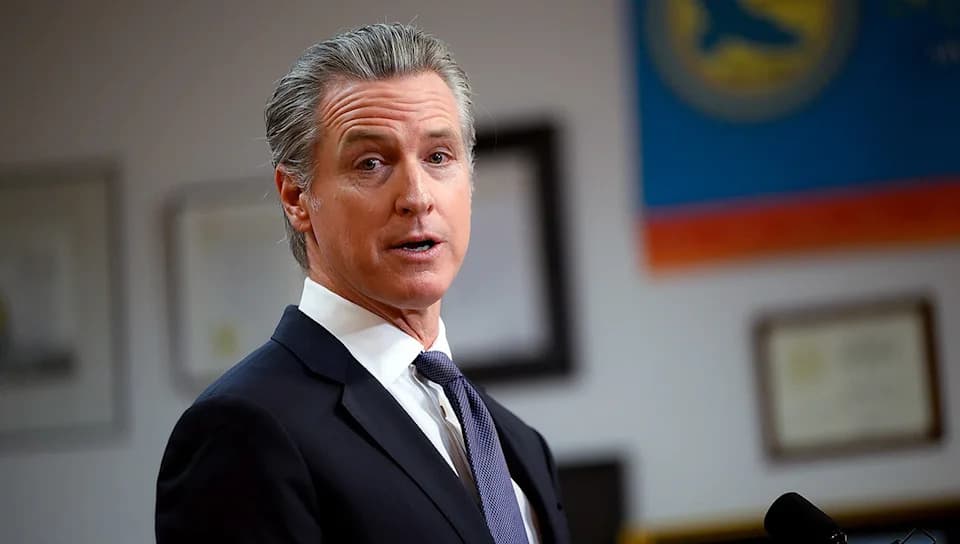 Newsom Urges State Limits On Social Media For Under-16s, Citing Parenting Experience