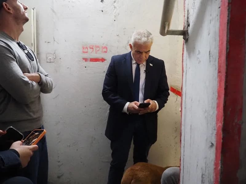 Yair Lapid Backs Netanyahu’s Strikes On Iran, Calls For Regime Change