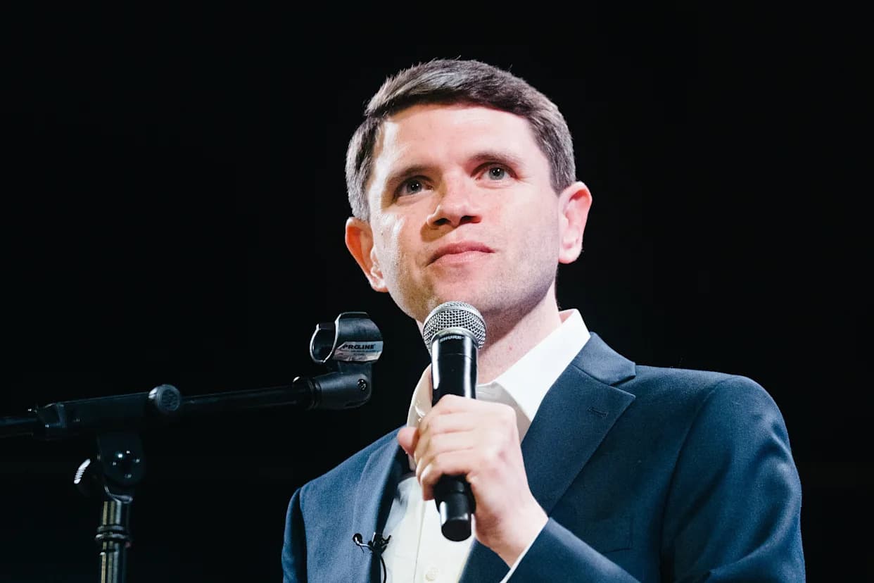 Talarico Triumphs Over Crockett in Contentious Texas Senate Democratic Primary