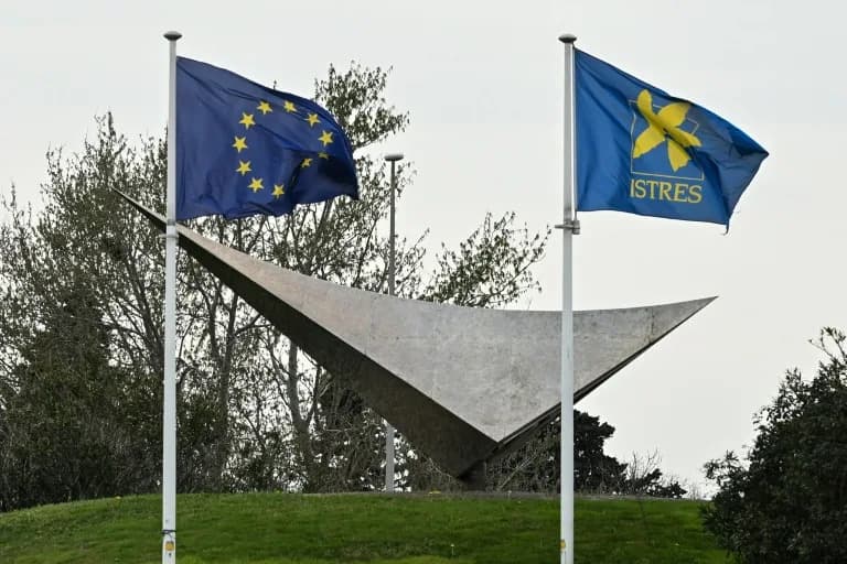 France Allows US Non-Combat Support Planes At Istres After Guarantees They Won't Join Strikes