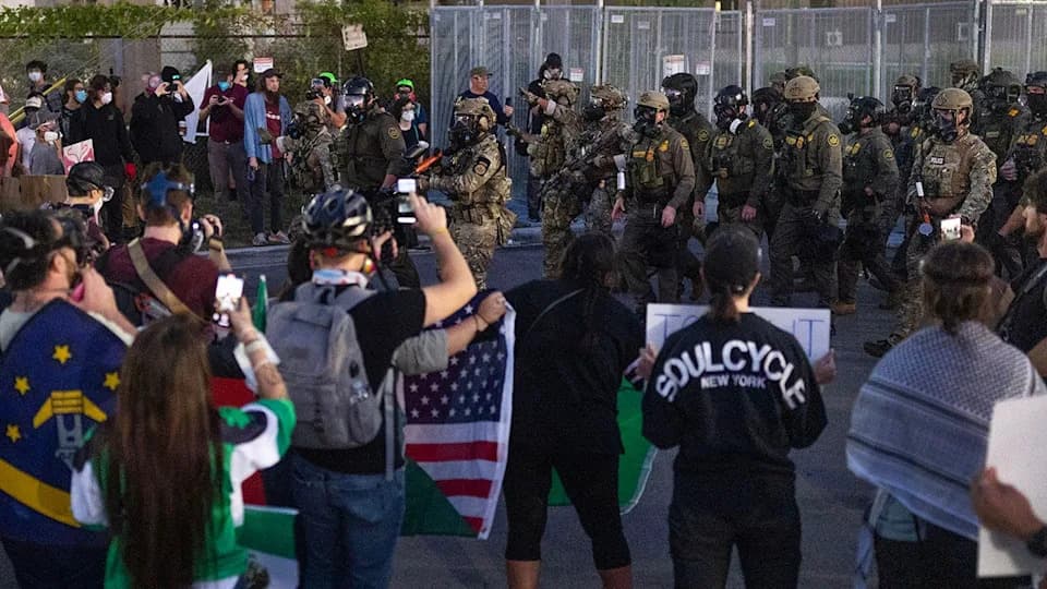 7th Circuit Vacates Chicago Immigration Injunction, Says Judge Exceeded Authority