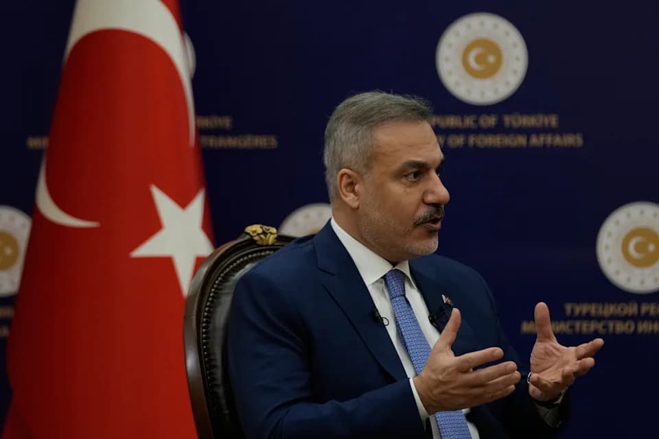 Turkey’s FM: Diplomacy Strained but Back-Channel Talks Possible as Middle East War Expands