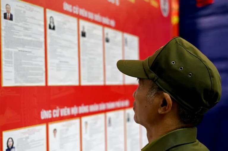 Vietnam Votes in One-Party Parliamentary Election as New Assembly Prepares to Ratify Top Leaders