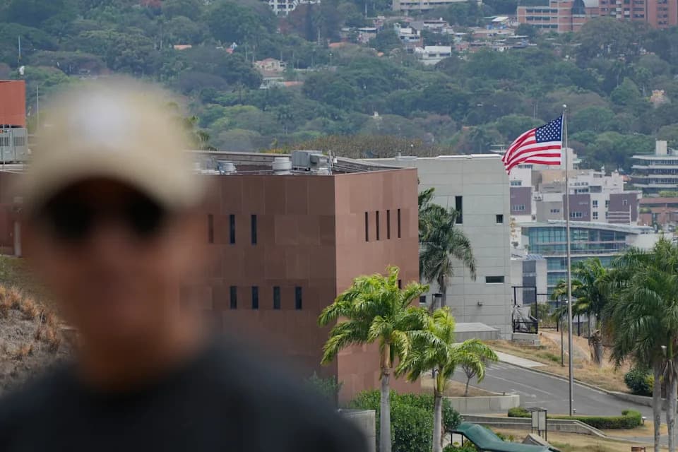U.S. Flag Flies Over Embassy in Caracas Again — First Time Since 2019