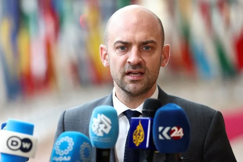 France's Foreign Minister Makes Unscheduled Visit to Israel After Beirut Talks to Push for Ceasefire