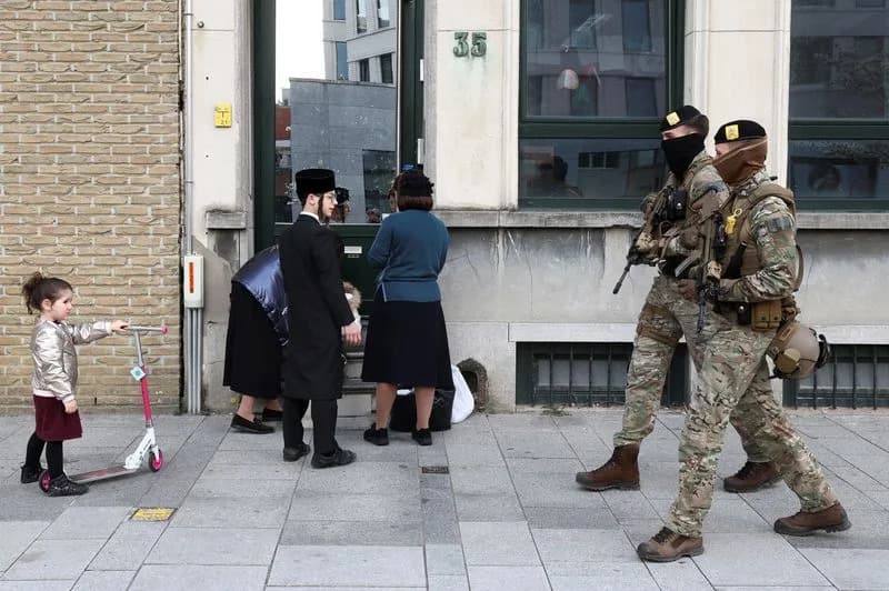 Belgium Deploys Soldiers to Guard Jewish Sites After Wave of Antisemitic Attacks