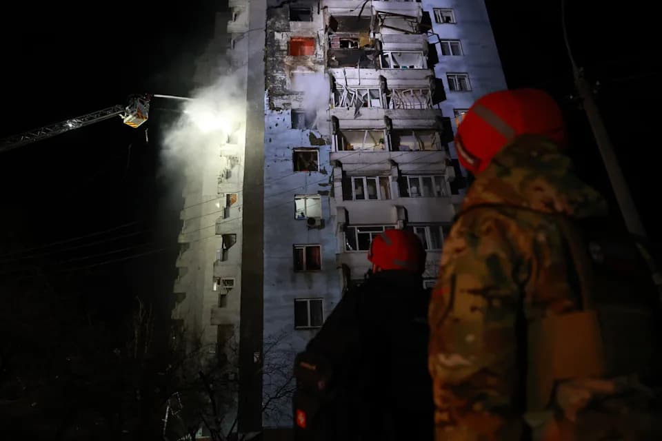 Russia Launches Nearly 400 Drones in Largest Strike in Weeks as Spring Offensive Appears Underway