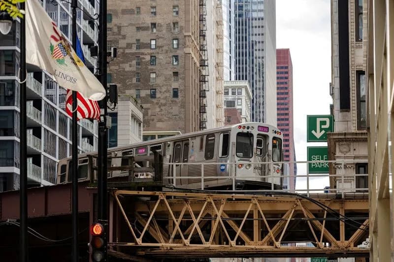 Judge Orders Temporary Release Of ~$3 Billion For Chicago Rail Projects