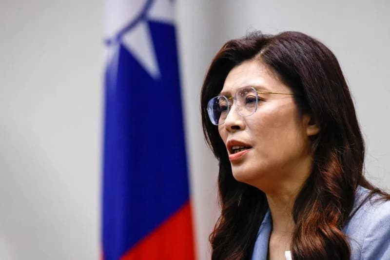 Cheng Li-wun Visits China, Urges Reconciliation to Prevent Taiwan Crisis