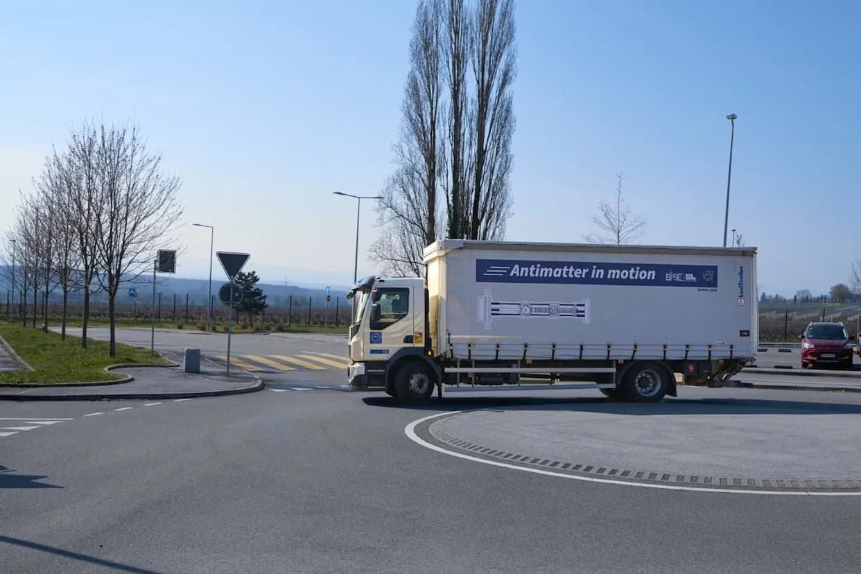 CERN Drives Antimatter: 92 Antiprotons Make a Safe 1.5‑Hour Trip in a Cryogenic Magnetic Container