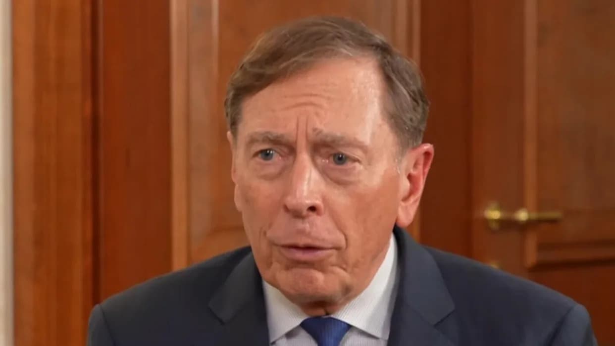 Petraeus: Ukraine's Drone Revolution Is Rewriting Modern Warfare — What the U.S. Must Learn