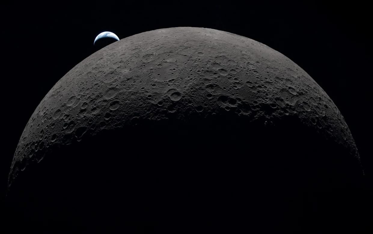 Artemis II Faces Perilous, Untested Re‑Entry as Heat‑Shield Concerns Persist