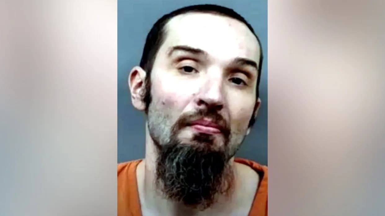 Florida Man Arrested After Burning Home, Returning To Ignite Second Blaze And Fatally Stabbing Man