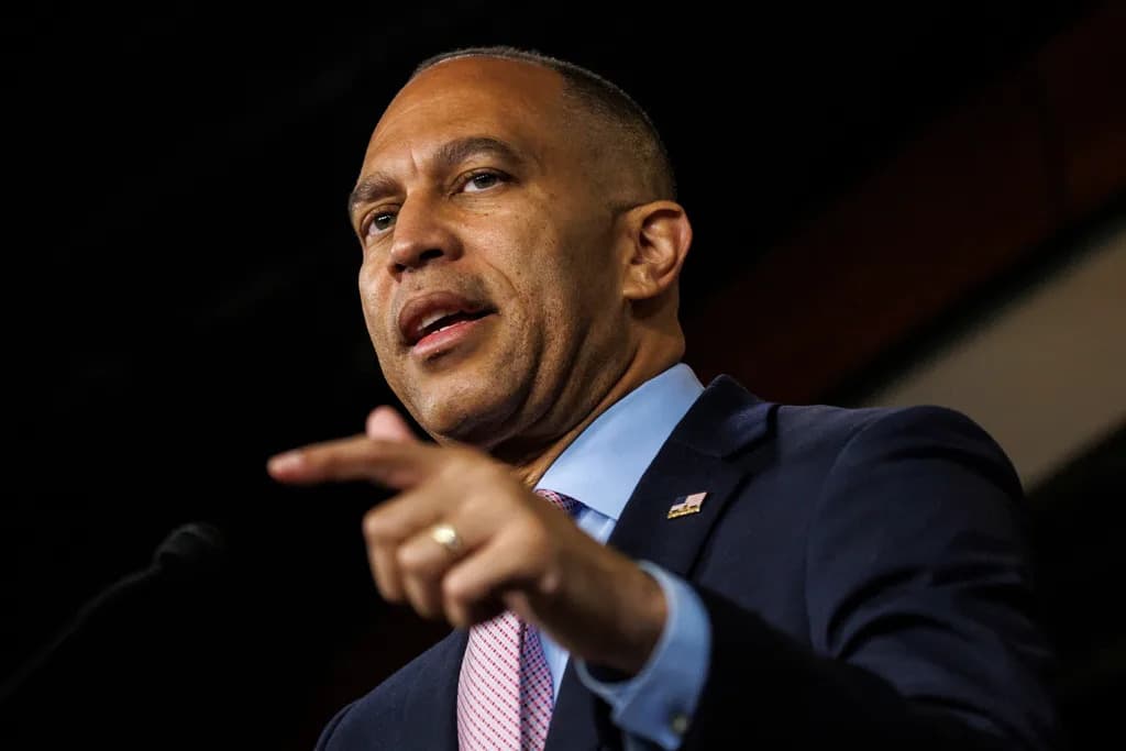 Jeffries Celebrates Noem and Bondi Departures, Predicts Pete Hegseth Could Be Next
