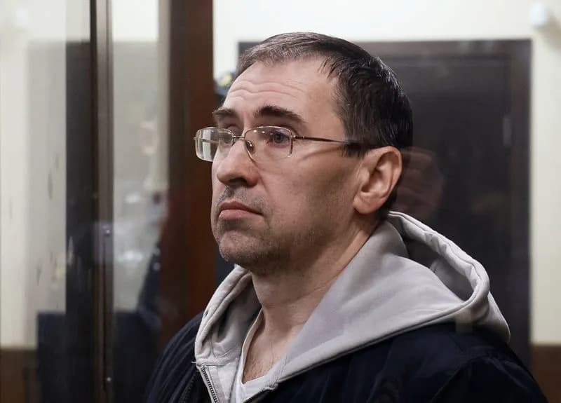 Novaya Gazeta Investigative Reporter Oleg Roldugin Detained After Raid in Misuse-of-Data Case