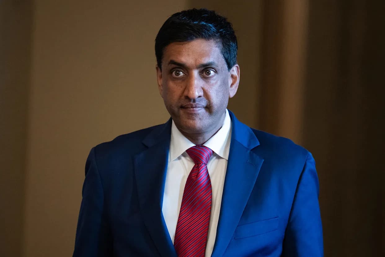 Ro Khanna Says "I Am Game" to Marjorie Taylor Greene's Offer To Forge a New Cross‑Partisan Movement