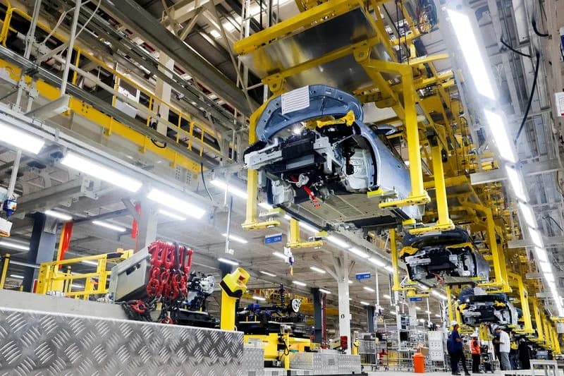 Brazil Fires Top Labor Inspector After He Adds BYD To 'Dirty List,' Sparking Political Clash