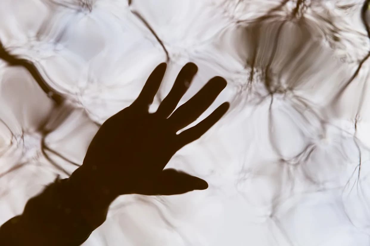 How Near-Death Experiences Reshape Dreams: New Studies Reveal Increased Recall, Lucidity and Vividness
