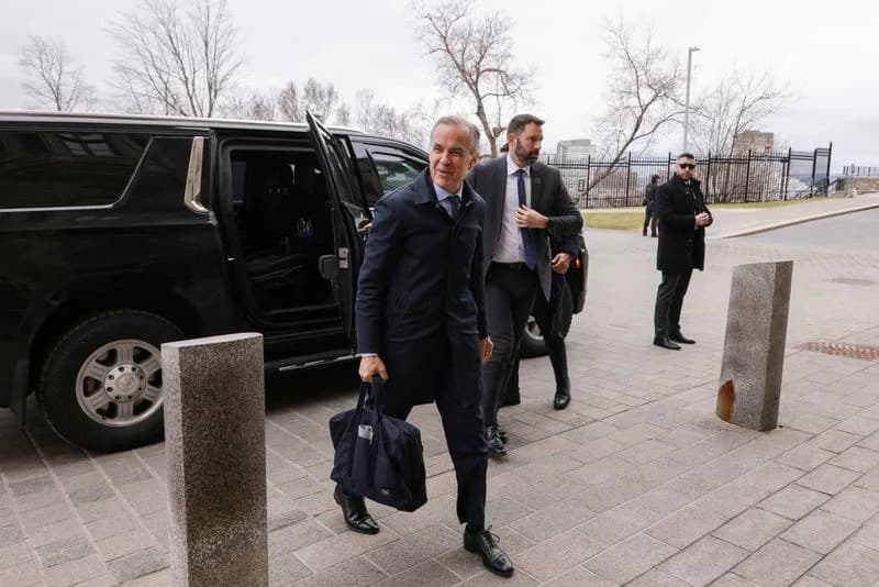 Carney Vows to Cut Cost of Living After Winning Majority; Temporarily Suspends Federal Fuel Tax