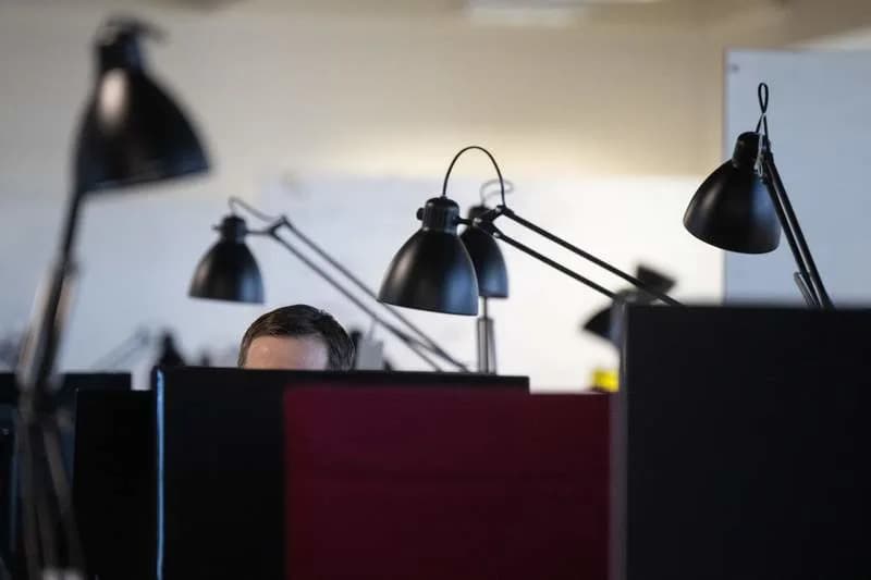 Study: Relying on Chatbots at Work Can Weaken Confidence and Ownership of Ideas
