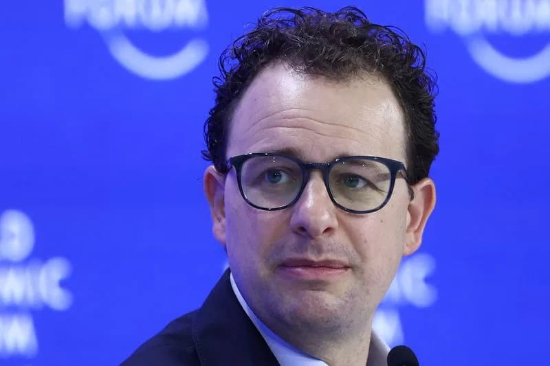 White House and Anthropic CEO Hold First Post‑Dispute Meeting as Mythos Raises Cybersecurity Alarm