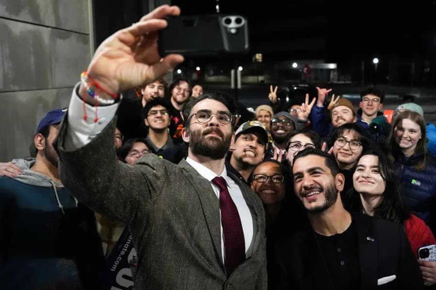 How Hasan Piker’s Rise Is Splitting the Democratic Party Ahead of the Midterms