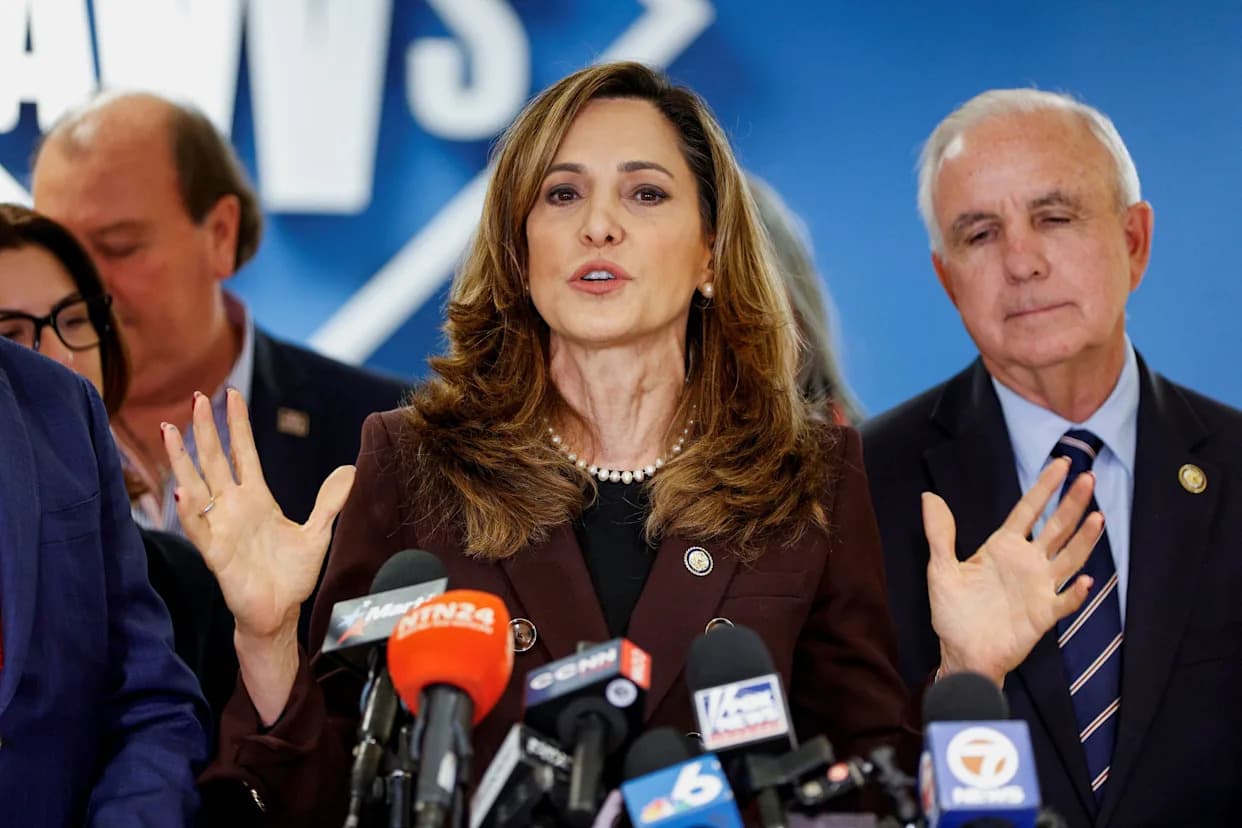 ‘Be Realistic’: House Republicans Split Over Bipartisan Dignity Act Ahead Of Midterms