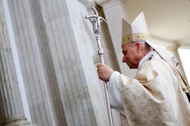 Rain-Soaked Finale: Pope Leo Visits Bata Prison as Inmates Chant "Freedom"